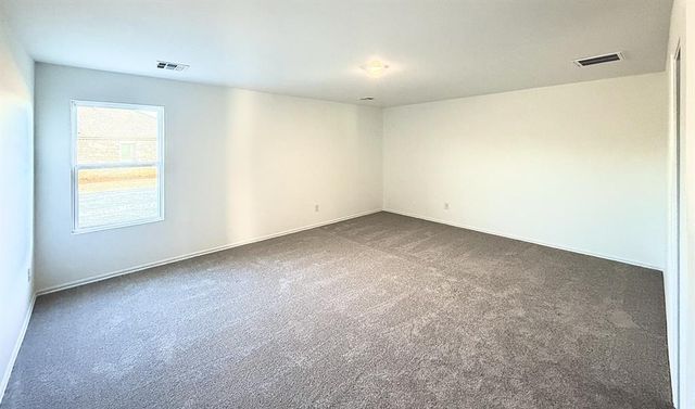 513 Hillsboro Drive, Noble, OK 73068