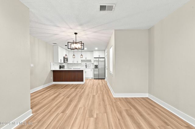5331 N NORTH RIVER Road, Jacksonville, FL 32211