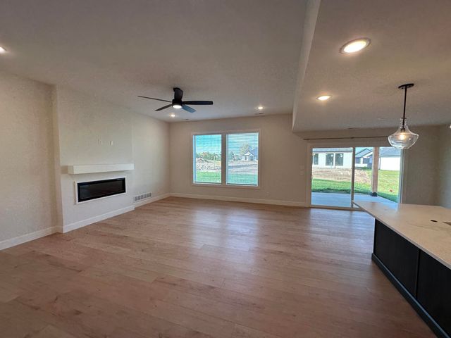 5317 MAKANA LN, Columbia, MO 65203