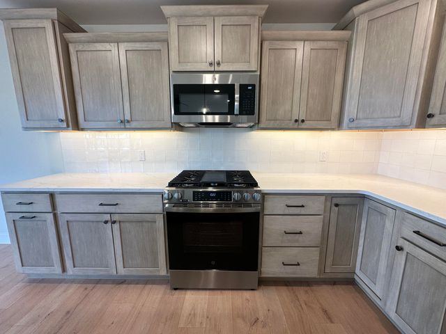 5317 MAKANA LN, Columbia, MO 65203