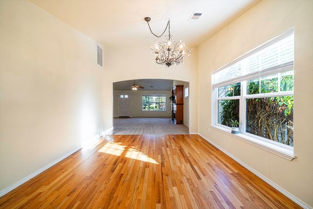 3350 Edgewater Drive, Medford, OR 97504