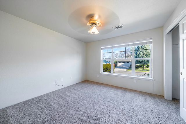 3350 Edgewater Drive, Medford, OR 97504