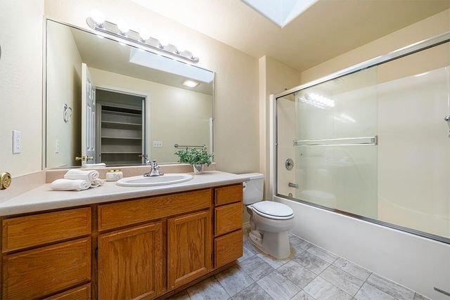 3350 Edgewater Drive, Medford, OR 97504