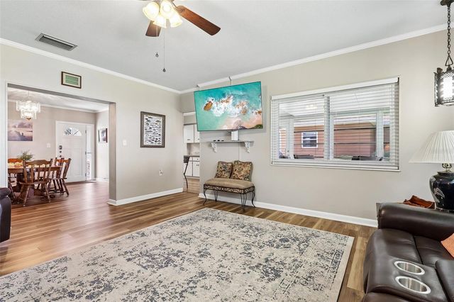 31929 ELIZABETH LANE, Tavares, FL 32778