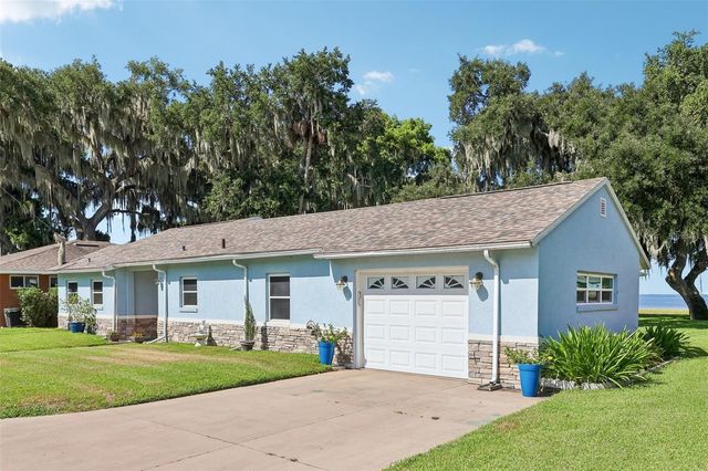 31929 ELIZABETH LANE, Tavares, FL 32778
