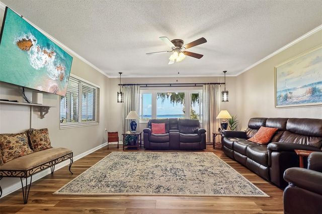 31929 ELIZABETH LANE, Tavares, FL 32778