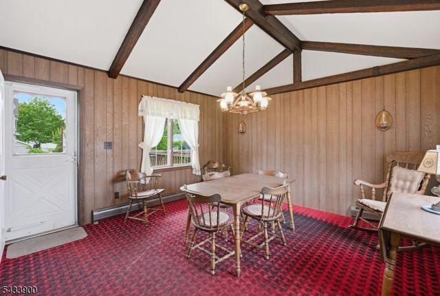 9 Winding Way, Pequannock Twp., NJ 07444