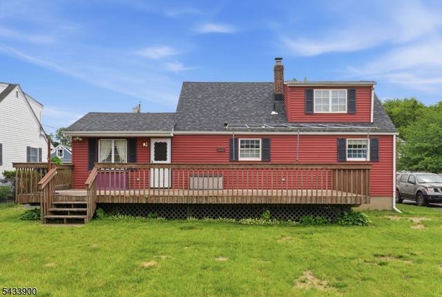 9 Winding Way, Pequannock Twp., NJ 07444