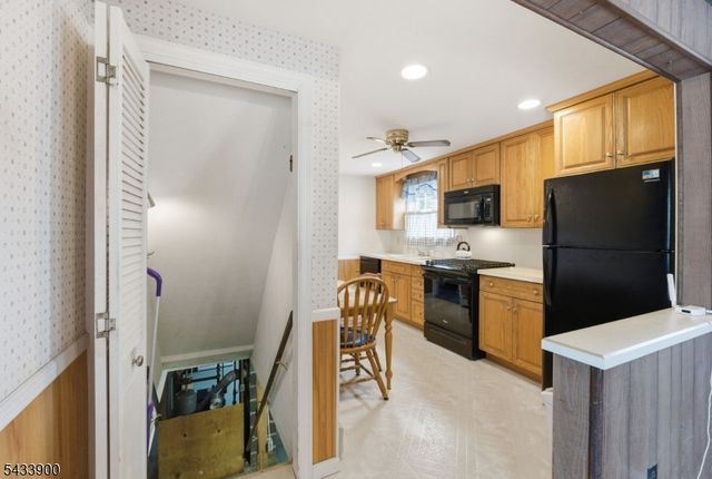 9 Winding Way, Pequannock Twp., NJ 07444