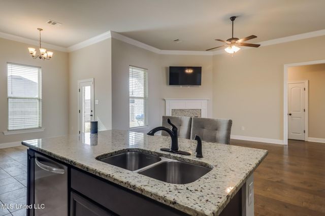 3725 Victor Lane, D'iberville, MS 39540