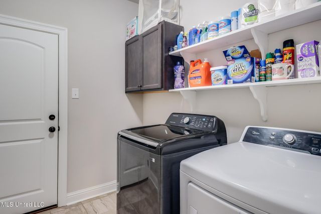 3725 Victor Lane, D'iberville, MS 39540