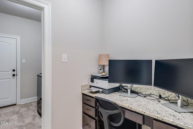 3725 Victor Lane, D'iberville, MS 39540