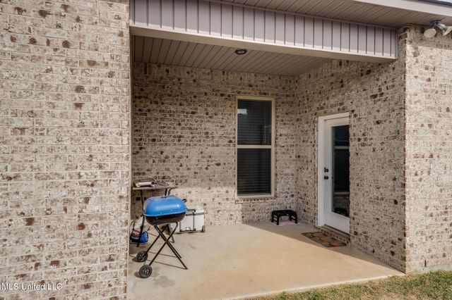 3725 Victor Lane, D'iberville, MS 39540