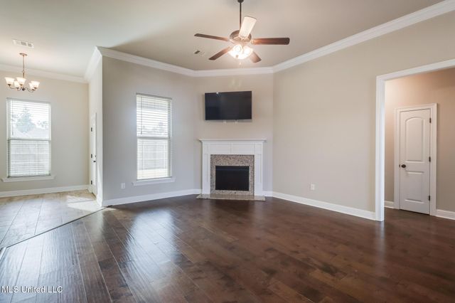 3725 Victor Lane, D'iberville, MS 39540