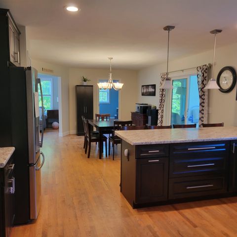 15 Town Farm Road, Chester, NH 03036