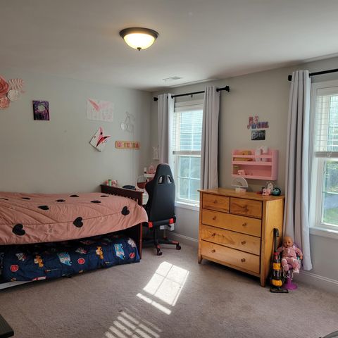 15 Town Farm Road, Chester, NH 03036