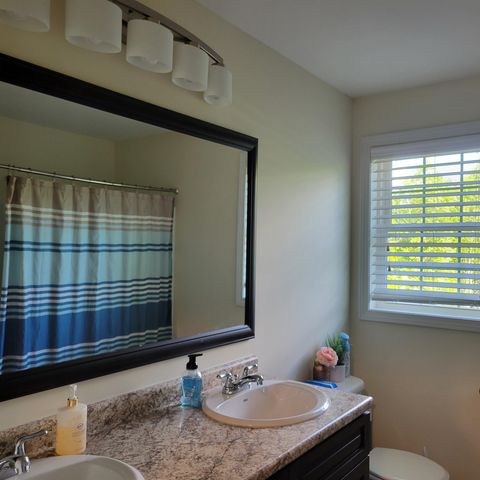 15 Town Farm Road, Chester, NH 03036