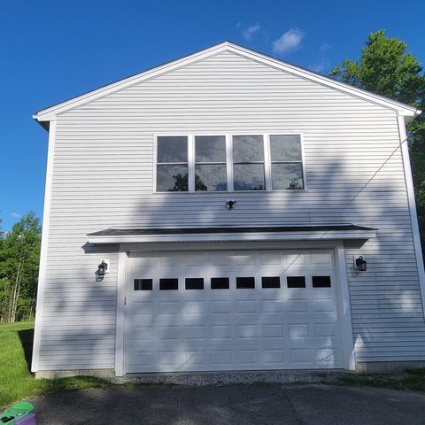 15 Town Farm Road, Chester, NH 03036