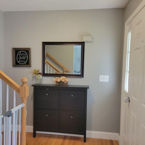 15 Town Farm Road, Chester, NH 03036