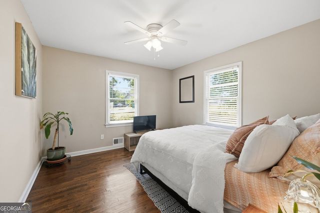 1035 Dell Avenue SE, Smyrna, GA 30080
