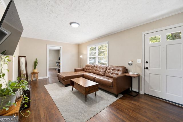 1035 Dell Avenue SE, Smyrna, GA 30080