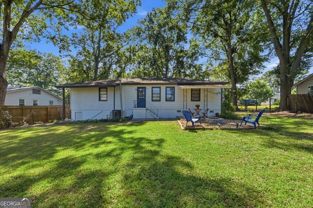 1035 Dell Avenue SE, Smyrna, GA 30080