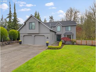 643 Ne LENOX St, Hillsboro, OR 97124