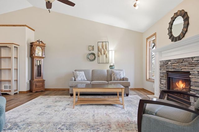 19331 Baldwin Street NW, Elk River, MN 55330