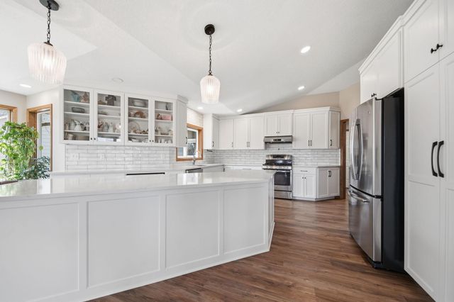 19331 Baldwin Street NW, Elk River, MN 55330