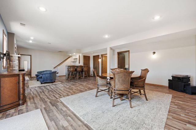 19331 Baldwin Street NW, Elk River, MN 55330