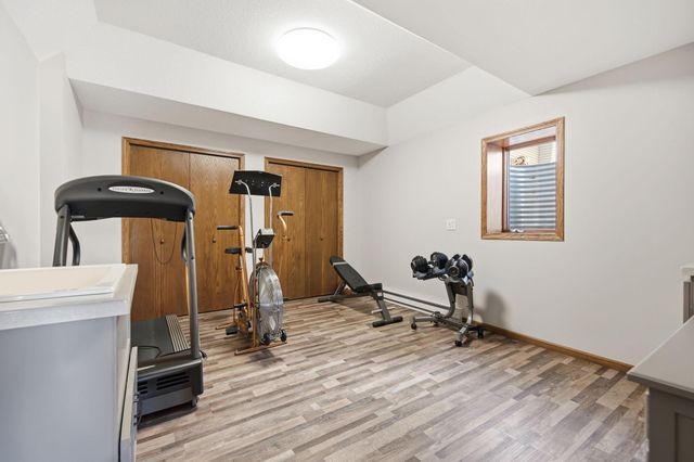 19331 Baldwin Street NW, Elk River, MN 55330