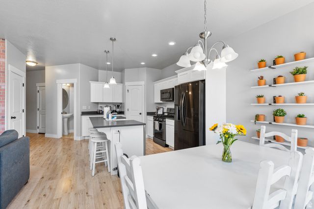1721 W NEWCASTLE LN, Saratoga Springs, UT 84045