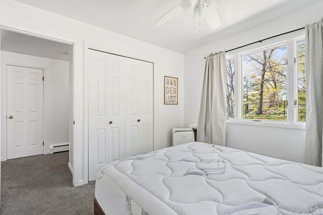 194 Jersey Avenue E, Greenwood Lake, NY 10925