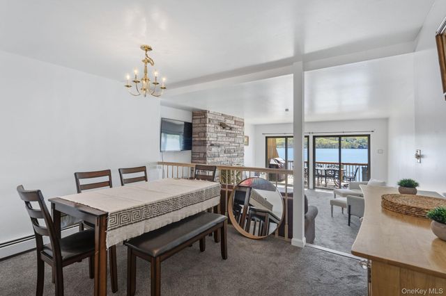 194 Jersey Avenue E, Greenwood Lake, NY 10925