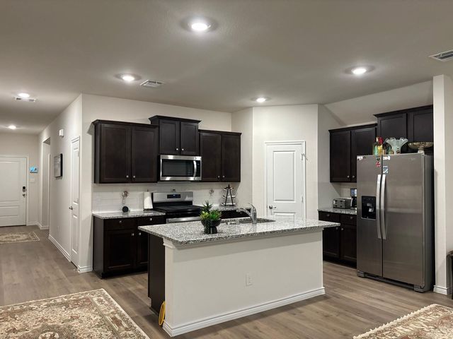 1004 Tall Grass Drive, Princeton, TX 75407