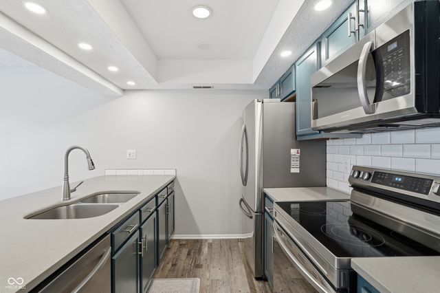 7520 Castleton Farms North Drive, Indianapolis, IN 46256