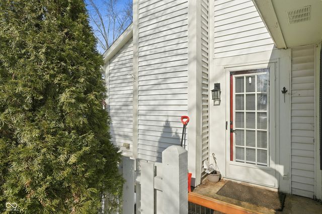 7520 Castleton Farms North Drive, Indianapolis, IN 46256