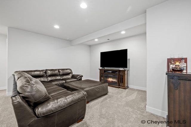 5712 CARMEL DR, Cheyenne, WY 82009