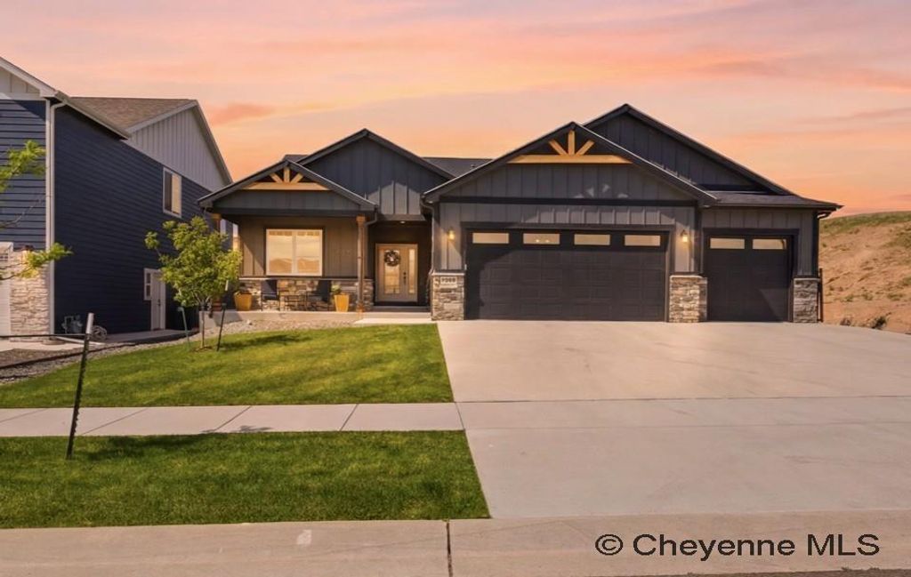 5712 CARMEL DR, Cheyenne, WY 82009