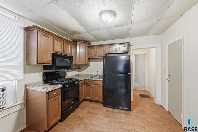 310 N Sherman Ave Avenue, Sioux Falls, SD 57103