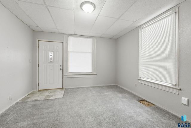 310 N Sherman Ave Avenue, Sioux Falls, SD 57103