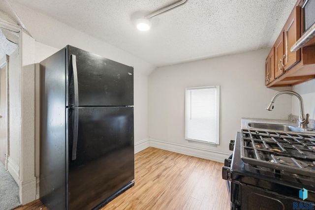 310 N Sherman Ave Avenue, Sioux Falls, SD 57103