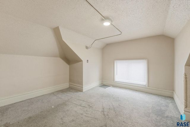 310 N Sherman Ave Avenue, Sioux Falls, SD 57103