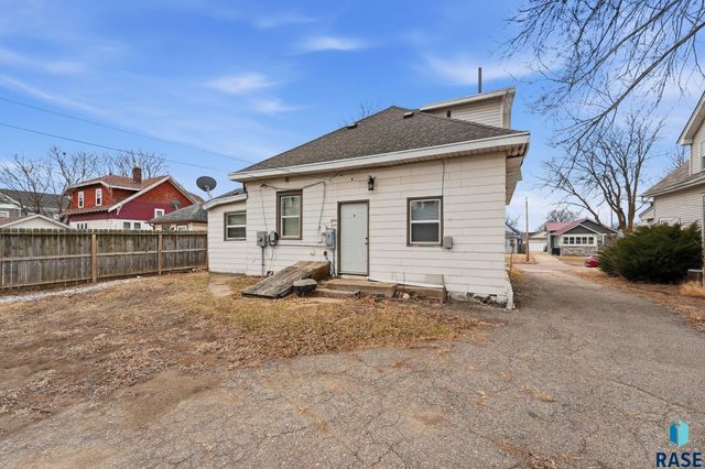 310 N Sherman Ave Avenue, Sioux Falls, SD 57103