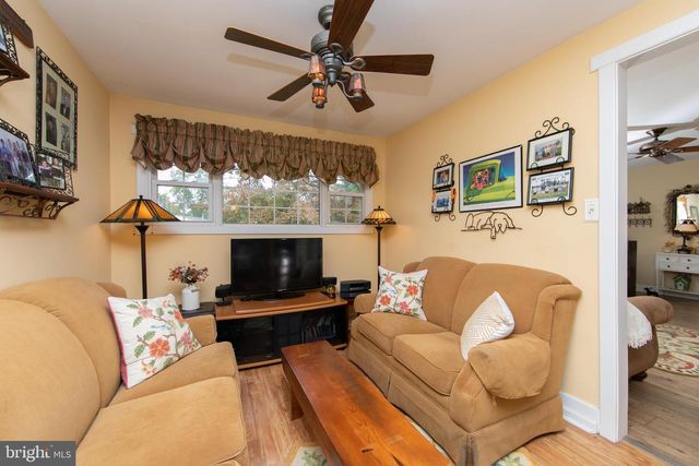 1209 CEDAR DR, Pine Hill, NJ 08021