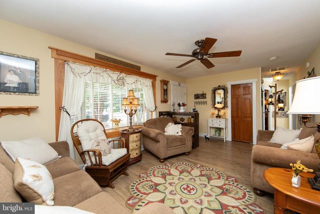 1209 CEDAR DR, Pine Hill, NJ 08021