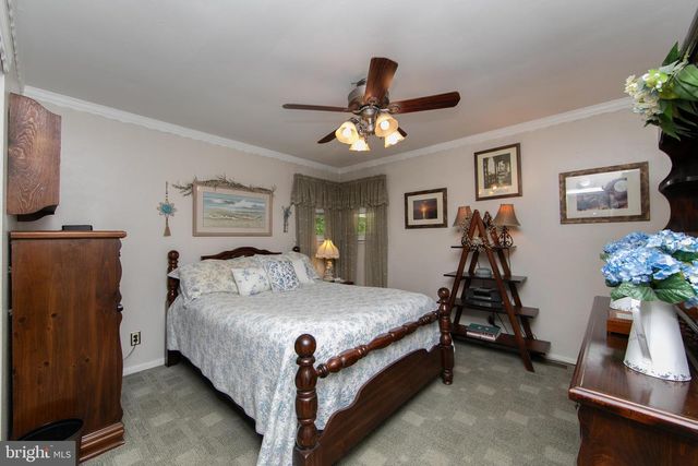 1209 CEDAR DR, Pine Hill, NJ 08021