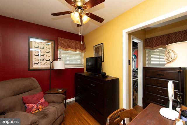 1209 CEDAR DR, Pine Hill, NJ 08021
