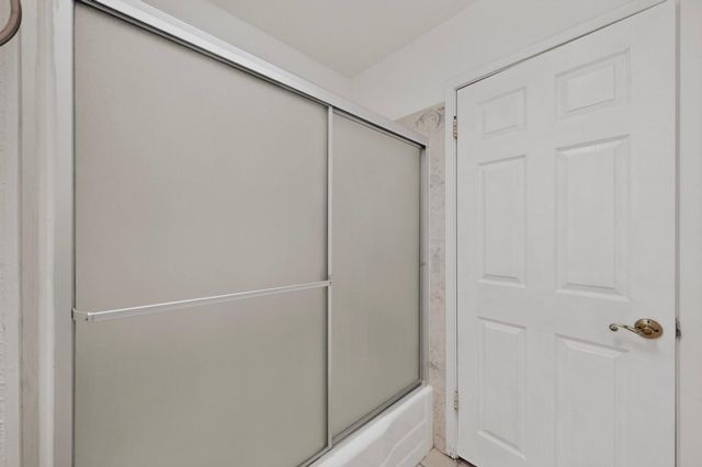 1009 Dakota Street NE, Albuquerque, NM 87110