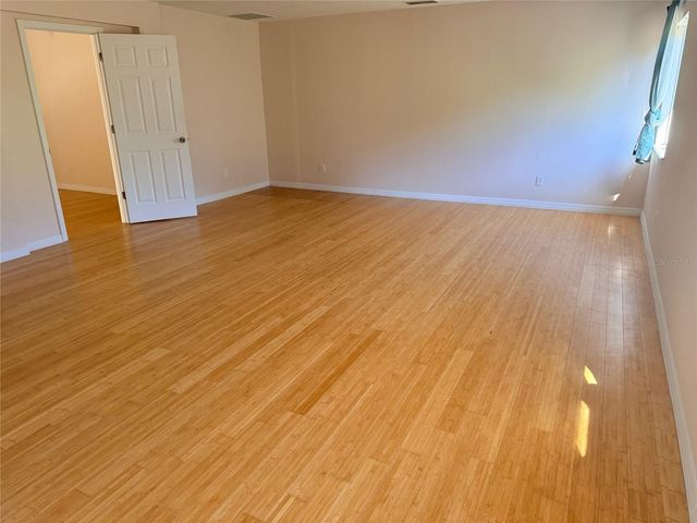 963 N JACKS LAKE ROAD, Clermont, FL 34711